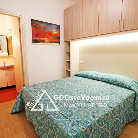 Gd -moderno Con Ampia Veranda-